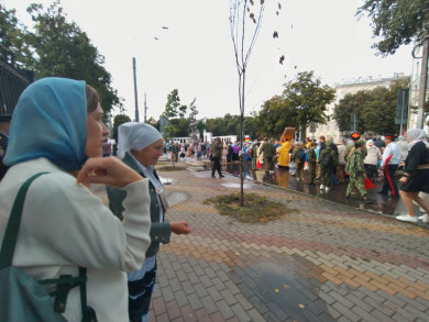 В Воронеже стартовал Митрофано-Тихоновский крестный ход