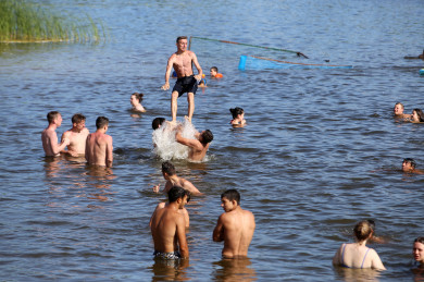 Вода на двух пляжах под Воронежем оказалась непригодной для купания