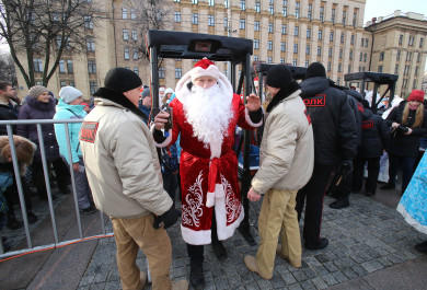 Минобороны назвало преждевременной и ненужной отмену празднования Нового года в России