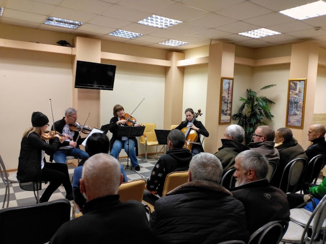 В Воронеже музыканты сыграли для&nbsp;бездомных