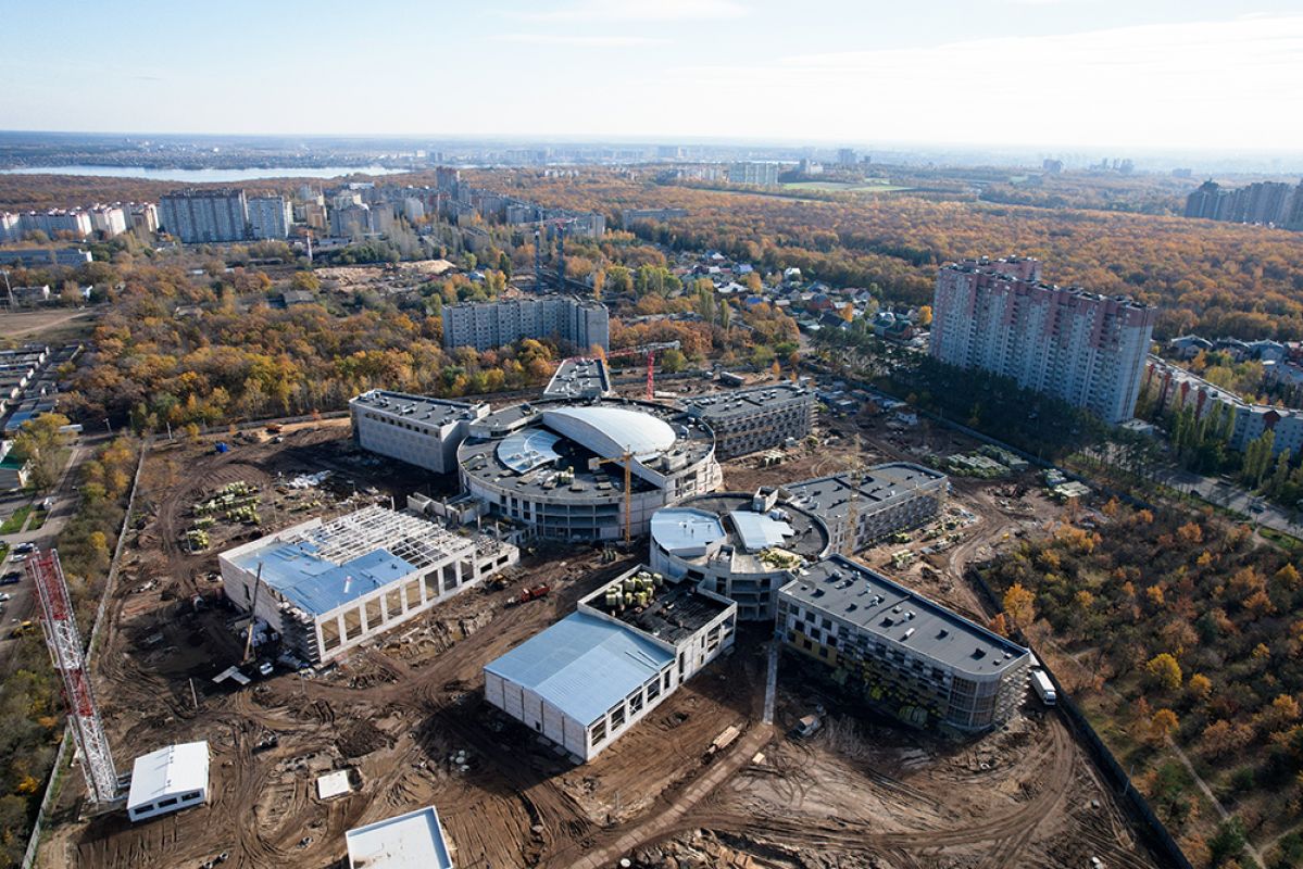 В Воронеже рядом с мега школой построят ещё одну школу