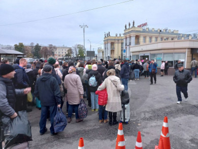 В Воронеже задержали московский поезд