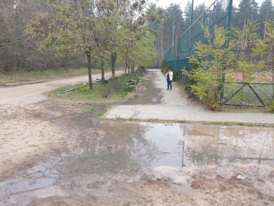 «Разлив на 150 метров!» В Воронеже появилась масштабная «река» из нечистот