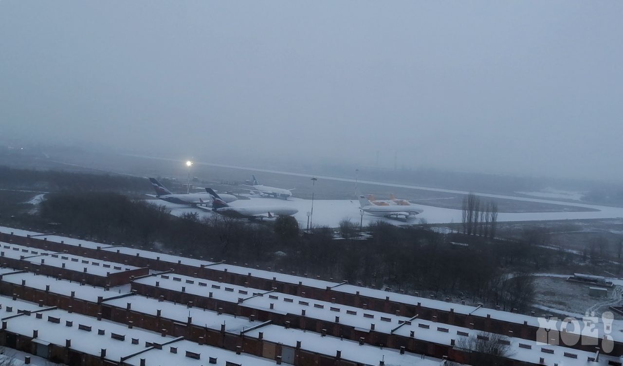 9 баллов. Воронеж встретил мощный снегопад транспортным коллапсом