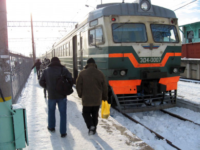 Воронежцы застряли в пригородном поезде, который опоздал на 5 часов