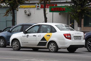 В популярном воронежском сервисе такси выросли цены