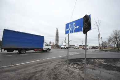 После запуска турбокольца на перекрёстке Остужева — Минская стали разбирать старую дорогу