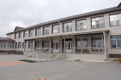 Версия трагедии в бутурлиновском интернате, где погиб ребёнок: санитарка могла забыть на ночь закрыть окно