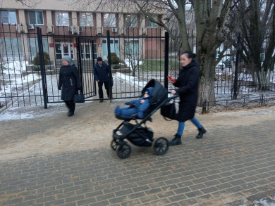 Воронежец пожаловался на невозможность инвалидов и молодых мам попасть в поликлинику
