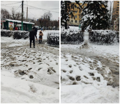 «Стыдно за город». Снежно-грязевое болото образовалось у автовокзала в Воронеже