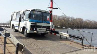 Закрыт понтонный мост между микрорайоном Шилово и селом Гремячье