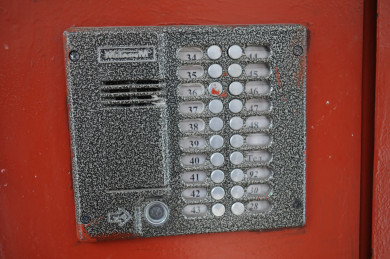 Воронежцев предупредили о мошенниках, которые собирают деньги на «похороны ребёнка»