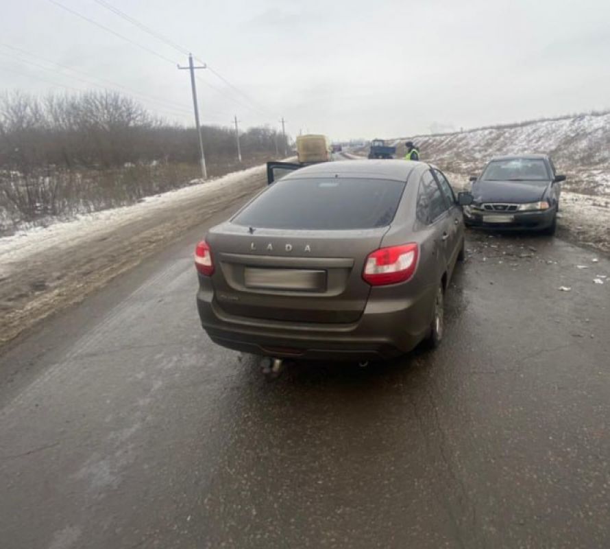 Пьяный водитель устроил ДТП с двумя пострадавшими в Воронежской области