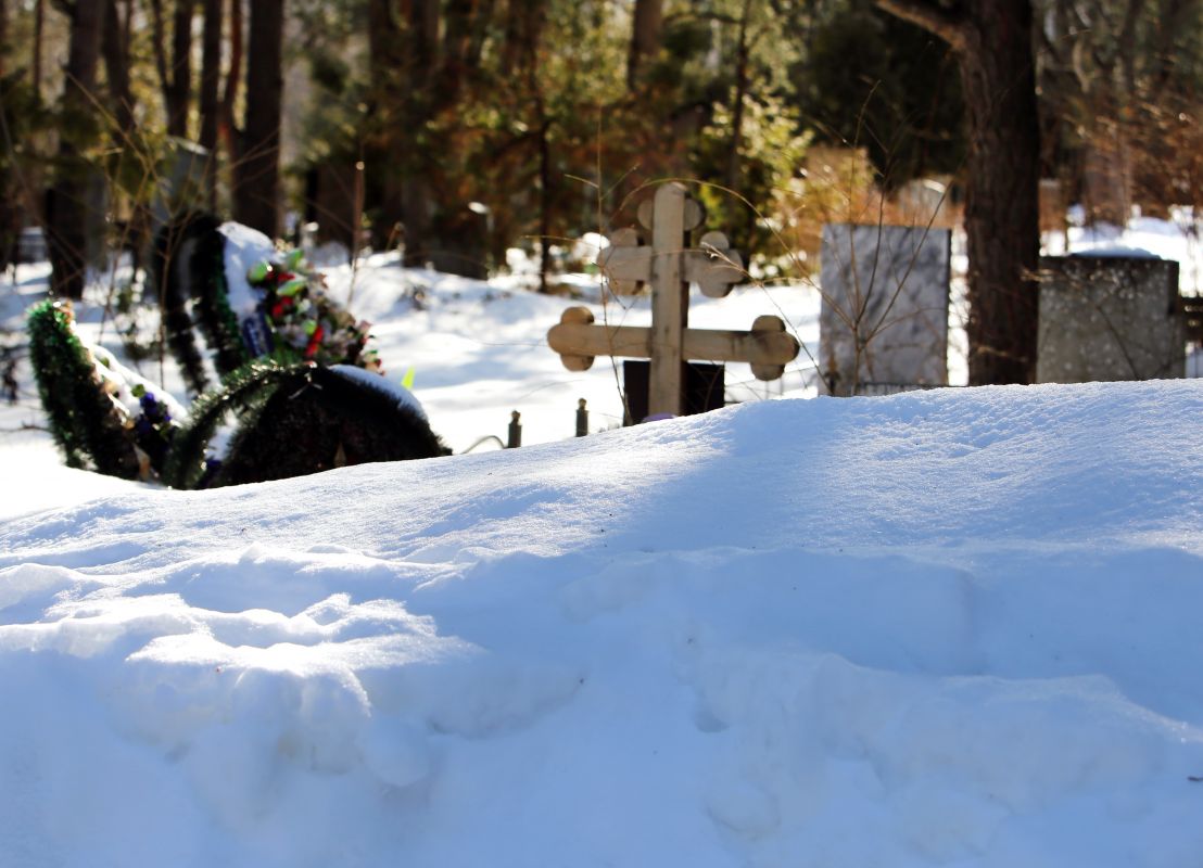 На Коминтерновском кладбище нашли 27 незаконных могил