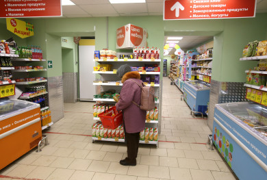 Кассир «Пятёрочки» с друзьями обокрала магазин в Воронежской области на 40 тысяч рублей