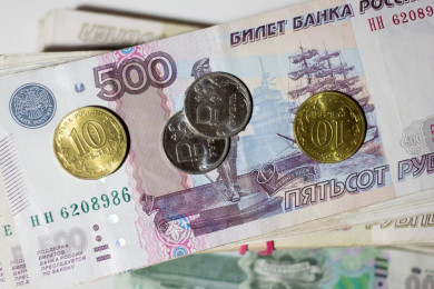 Воронежским бюджетникам повысили зарплату