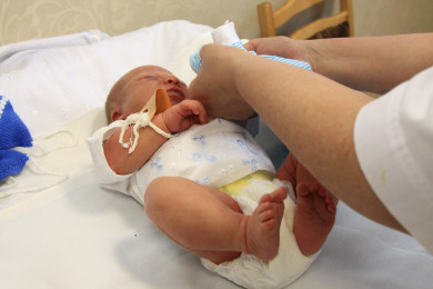 Роддома будут временно закрывать в Воронежской области