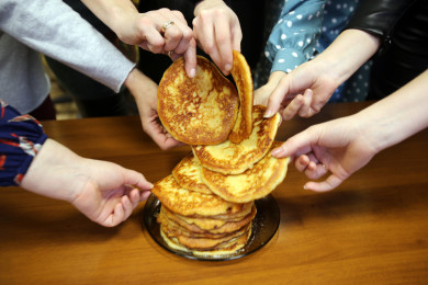 Воронежцам рассказали, какой должна быть идеальная порция блинов