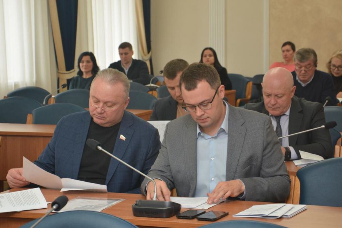 Программа ремонта асфальта на территориях детсадов и школ появится в Воронеже