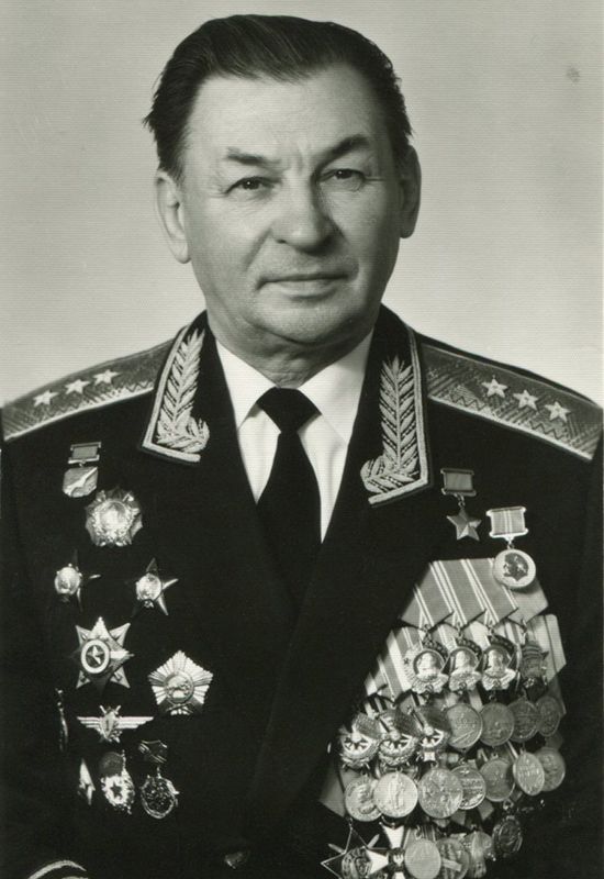 Умер Герой Советского Союза и легендарный лётчик, служивший в Воронеже