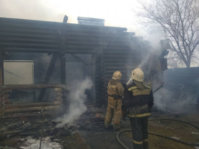 Баня сгорела дотла в Воронежской области