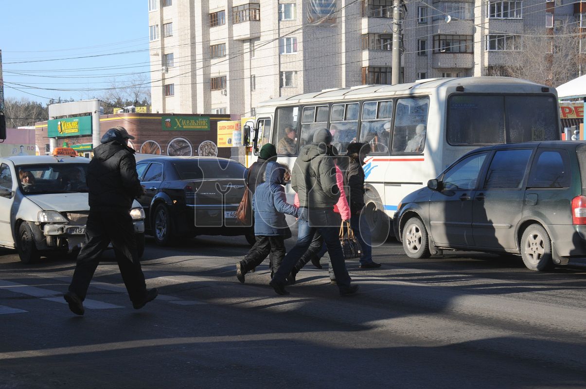 Воронежских автомобилистов предупредили об&nbsp;ограничении движения