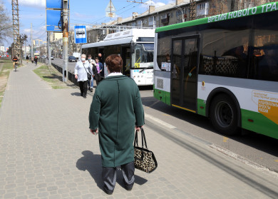 Два популярных автобусных маршрута изменят в Воронеже на неопределённый срок