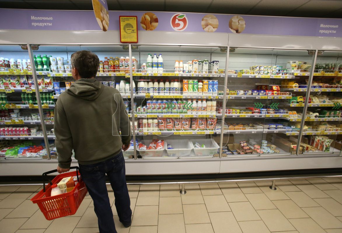 Более 6 тонн опасных продуктов сняли с продажи в воронежских магазинах