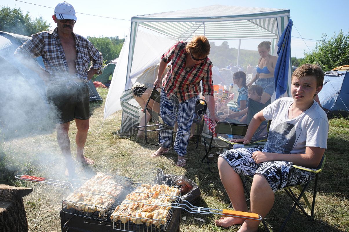 Стало известно, какие блюда приготовят воронежцы на майские праздники