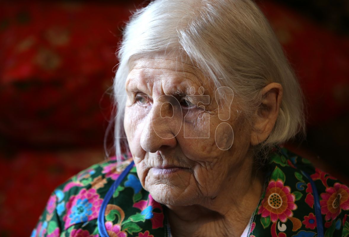 100-летняя ветеран войны живёт в&nbsp;развалюхе, которая старше её самой