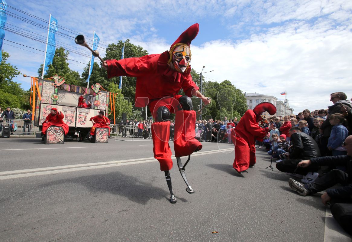 Шоу барабанщиков, спектакль уличного театра и битва на мягких мячах. Что для&nbsp;воронежцев приготовили в&nbsp;«Ночь музеев»