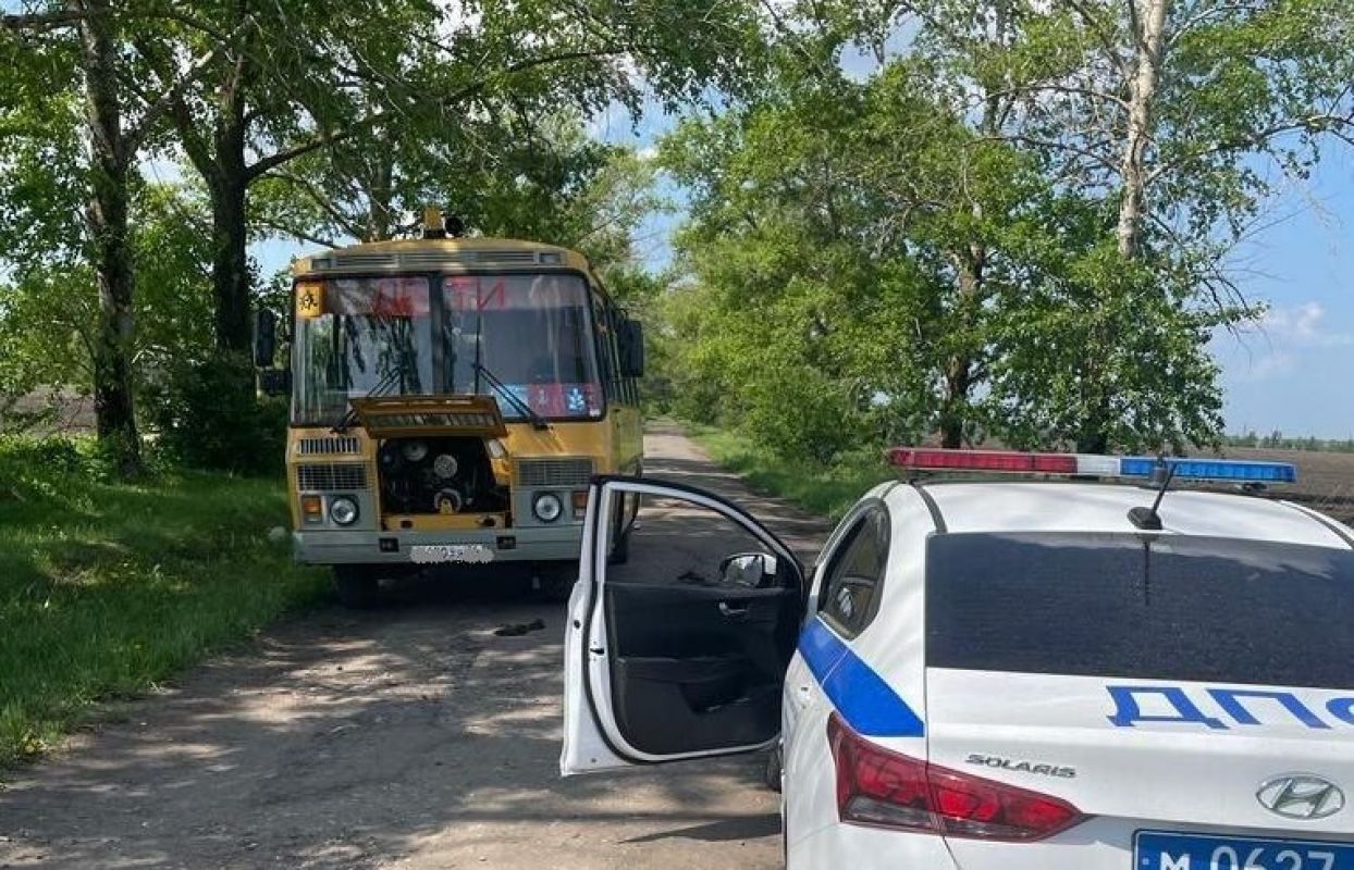 Школьный автобус с детьми сломался по&nbsp;пути на&nbsp;спартакиаду в&nbsp;Воронежской области