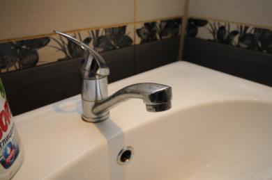 Воронежцам сообщили об отключении воды на трёх улицах города