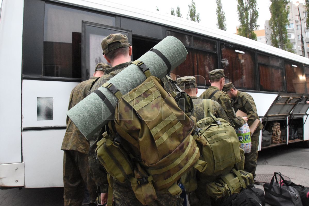 Службу по&nbsp;контракту хотят разрешить судимым и&nbsp;ограниченно годным