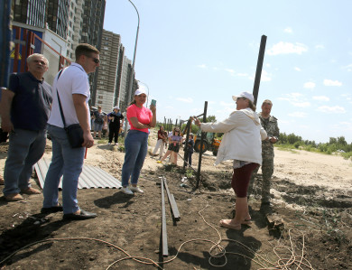 Жители воронежского ЖК пытаются помешать строительству ещё одной многоэтажки под их окнами