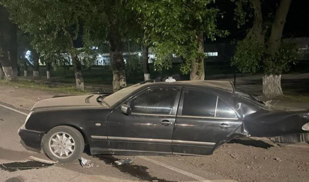 Водитель ауди не справился с управлением