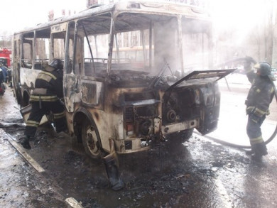 СК проверит обстоятельства, при которых загорелся автобус с пассажирами в Воронеже