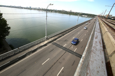 Воронежским автомобилистам разрешат ездить по выделенке на Северном мосту