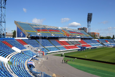 Воронежцам показали подготовку стадиона профсоюзов к футбольной премьер-лиге