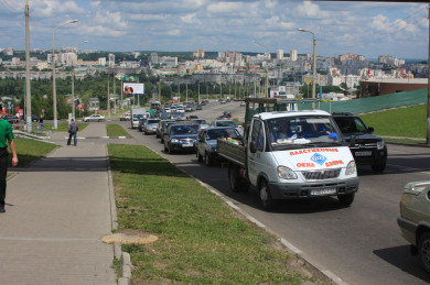 Воронежским водителям напомнили о правилах безопасного вождения в жару