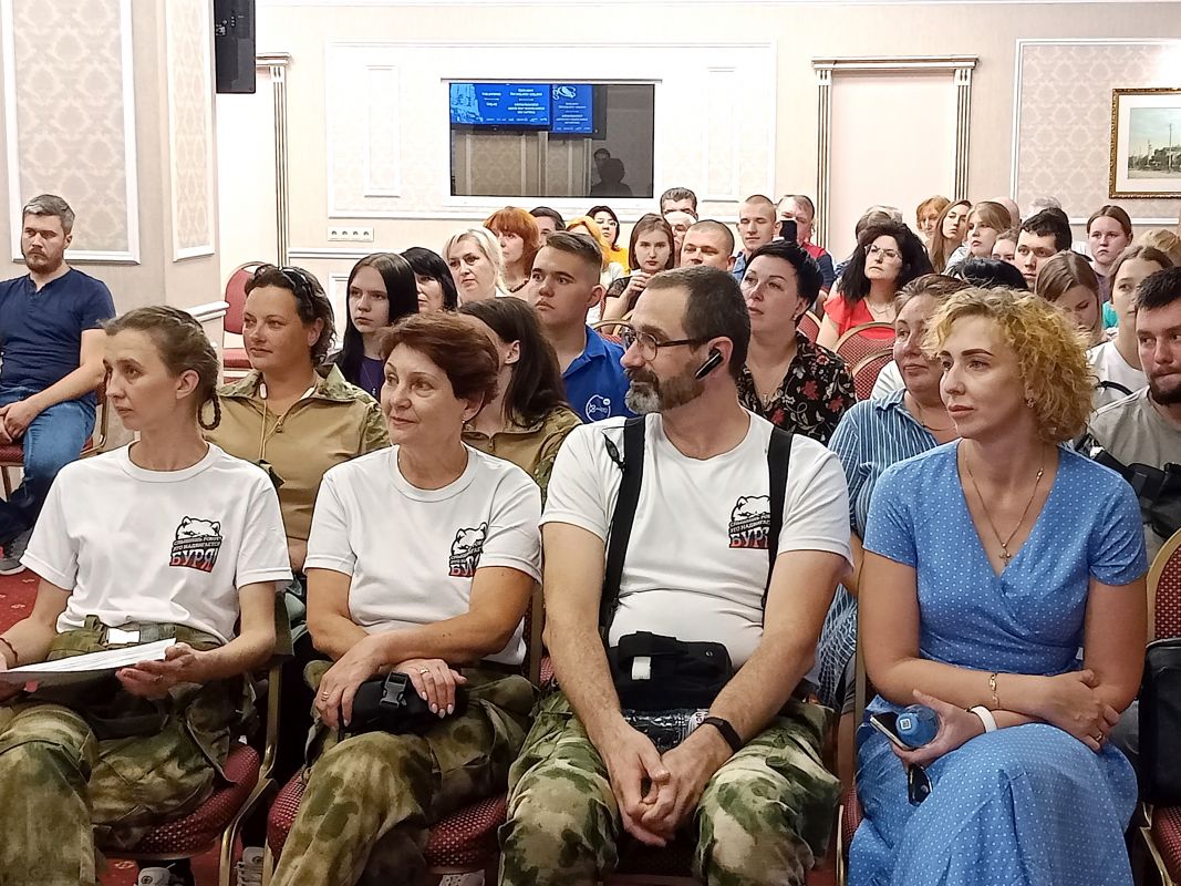 В Воронеже обсудили ситуацию с патриотизмом