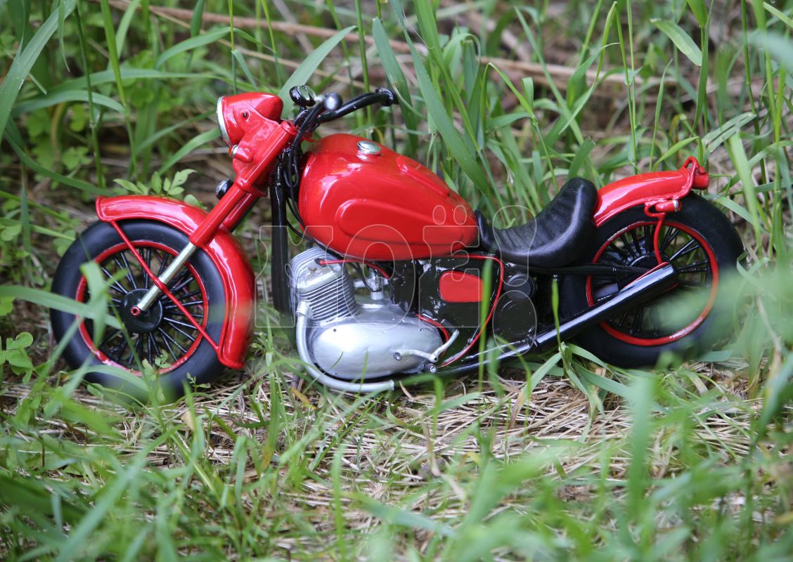 Полицейские объявили охоту на малолетних мотоциклистов в&nbsp;Воронежской области