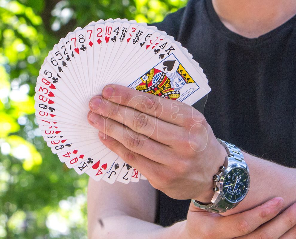 Пенсионер потерял миллион рублей, пытаясь заполучить огромный выигрыш в&nbsp;Воронеже