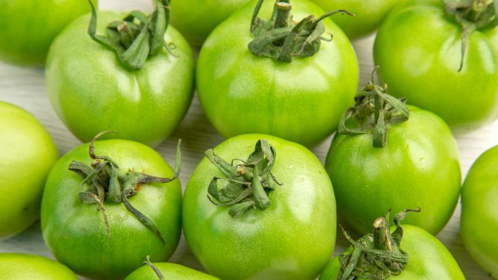 Воронежцам рассказали, что можно приготовить из зелёных помидоров 