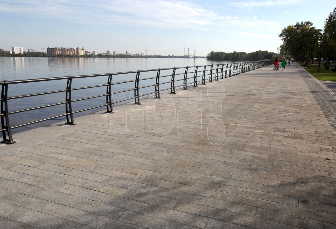 «Сюда бы зелени побольше»: что воронежцы думают об обновлении Петровской набережной&nbsp;