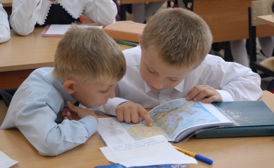 Скорую помощь вызвали ребёнку в школу из-за признаков отравления в Воронеже