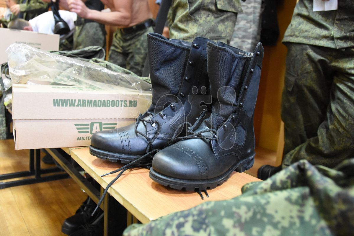 Тело воронежского офицера нашли в воинской части