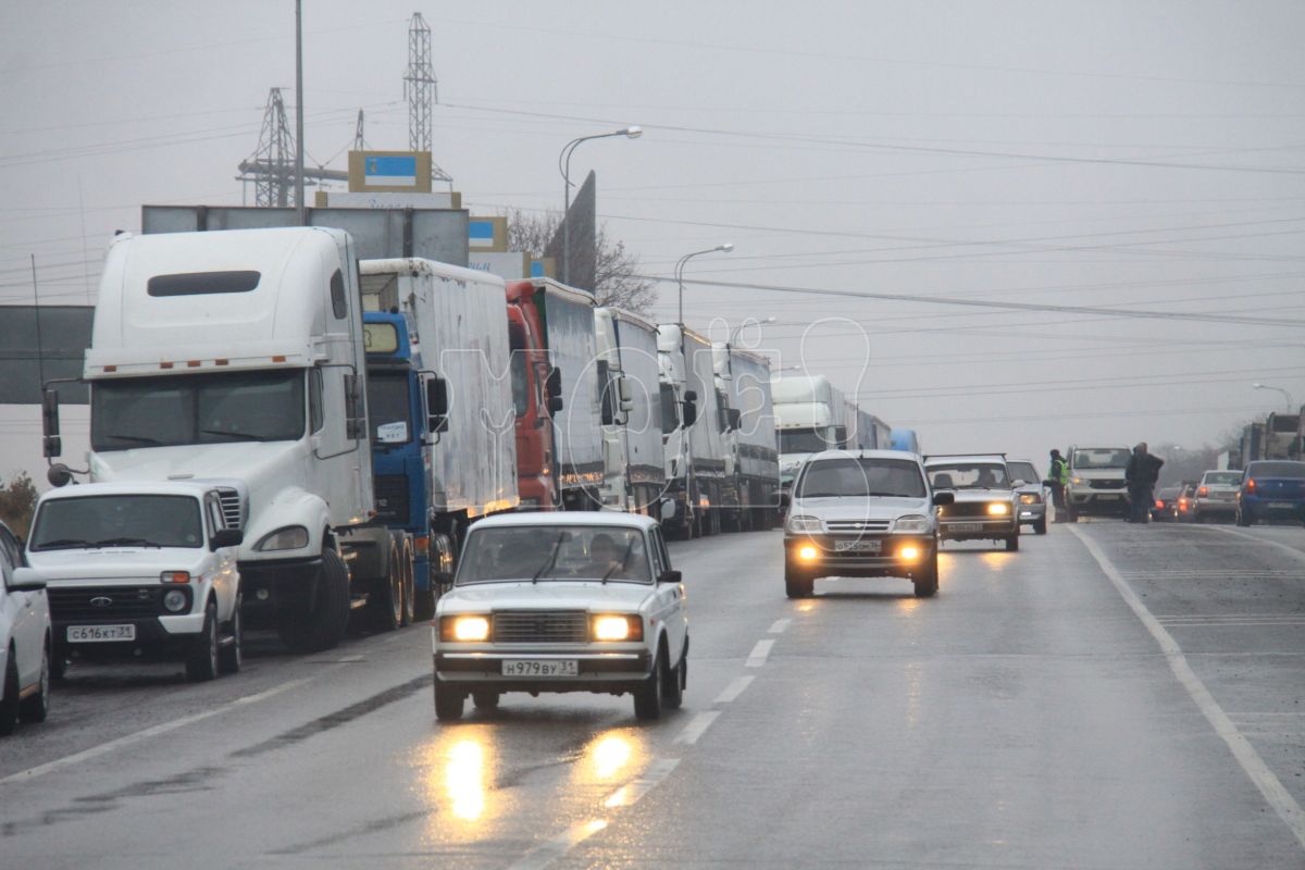 Транспортная ситуация на дорогах. Ситуация на дороге в Воронеже.