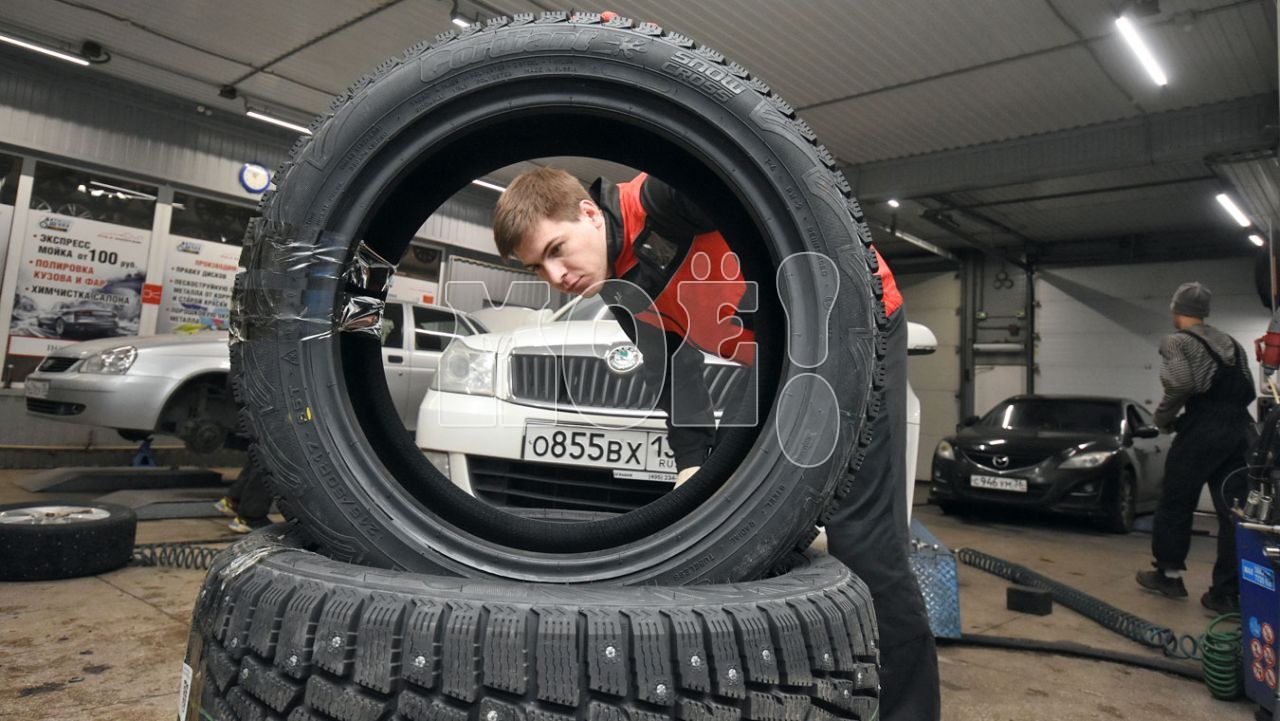 На зимние шины для автопарка воронежского правительства потратили почти 900 тысяч&nbsp;