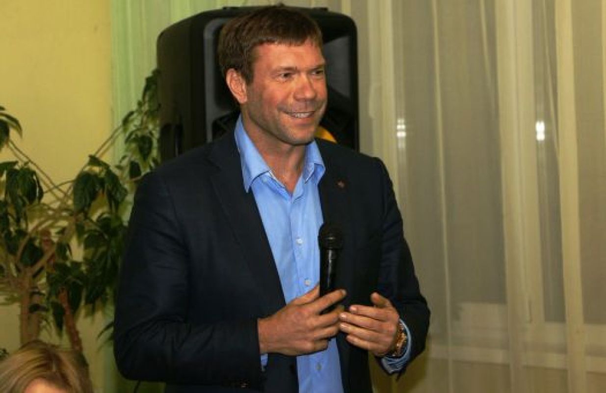 <p>Олег Царёв</p>